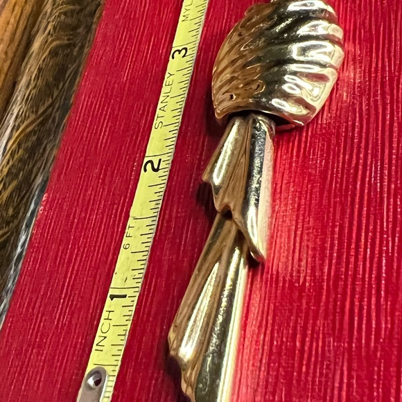 3/$30 Vintage Monet Gold Tone Necklace - Picture 3 of 5